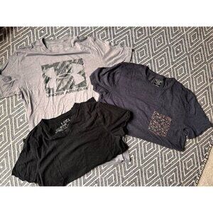 3 men's tshirts wardrobe update Abercrombie Under Armour HELIX Medium